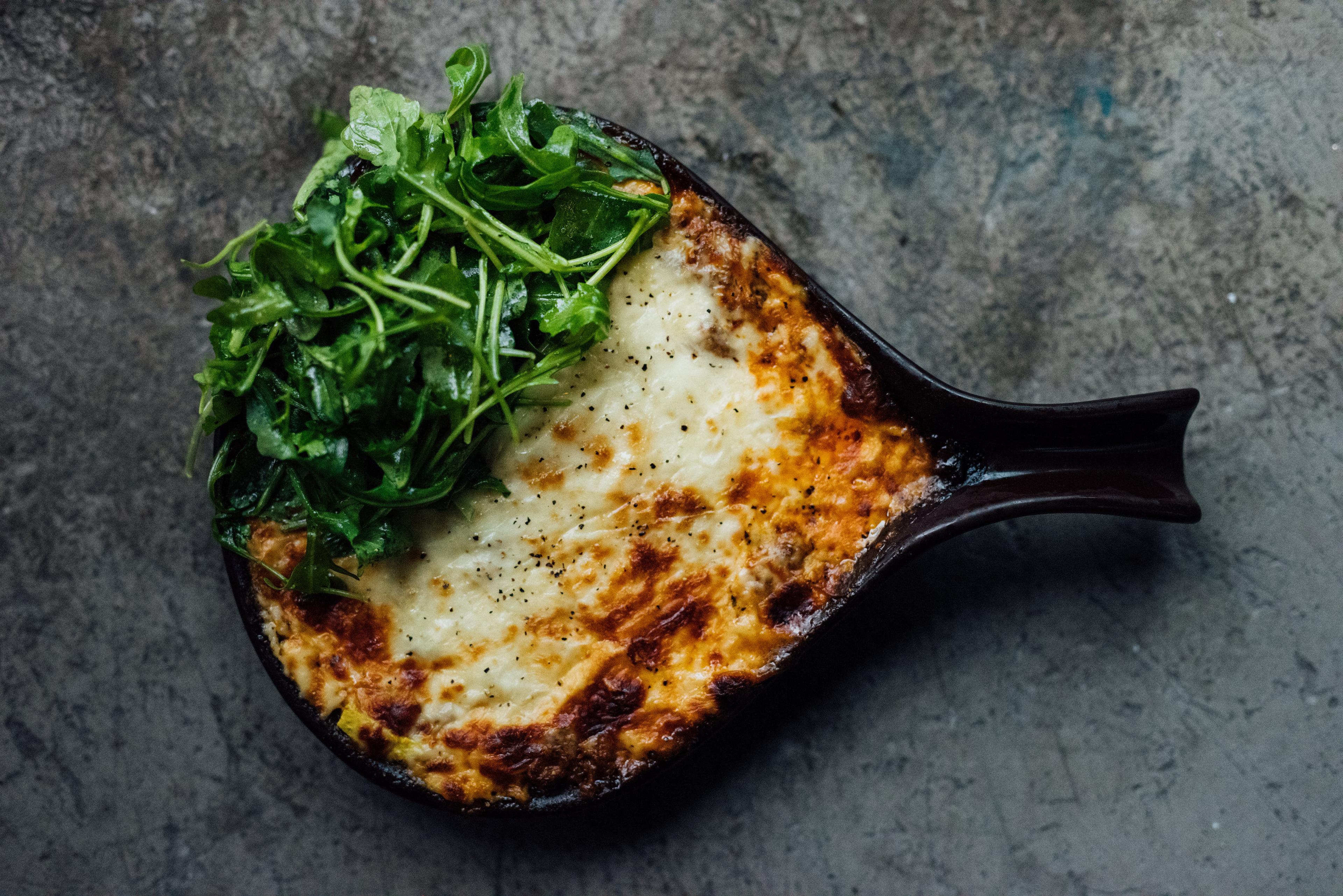 Bar Renard – outdoor terrace in The Village, Montréal