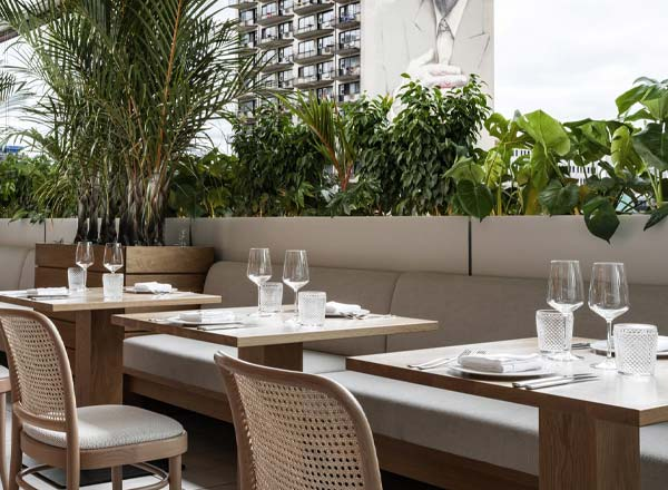 MARCUS Restaurant + Lounge – outdoor terrace in Downtown, Montréal