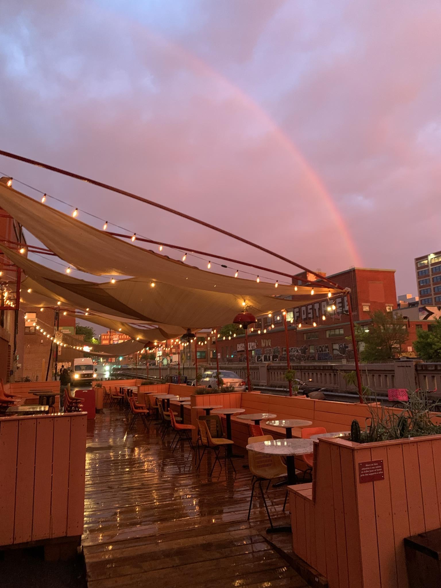 Bar Cicchetti – outdoor terrace in Mile-Ex, Montréal
