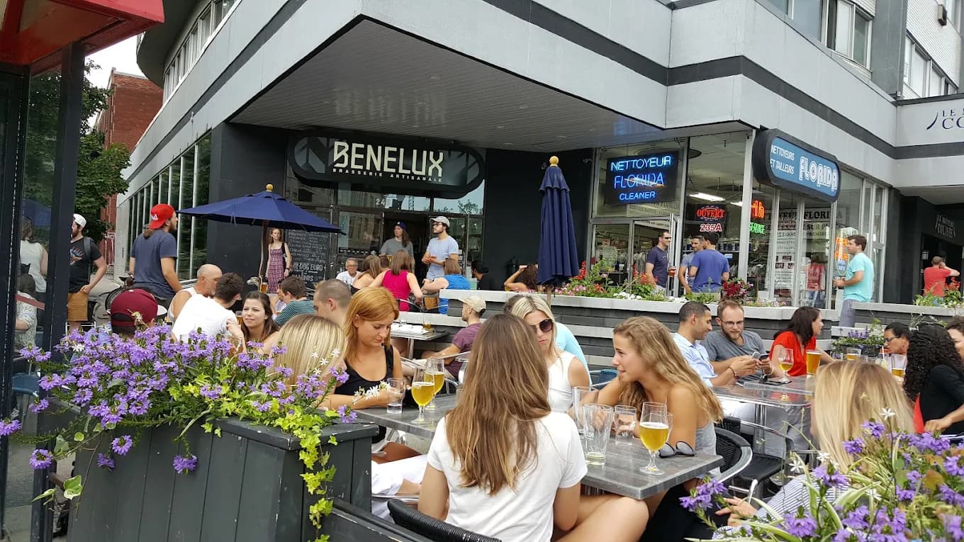 BENELUX (rue Sherbrooke) – outdoor terrace in Downtown, Montréal