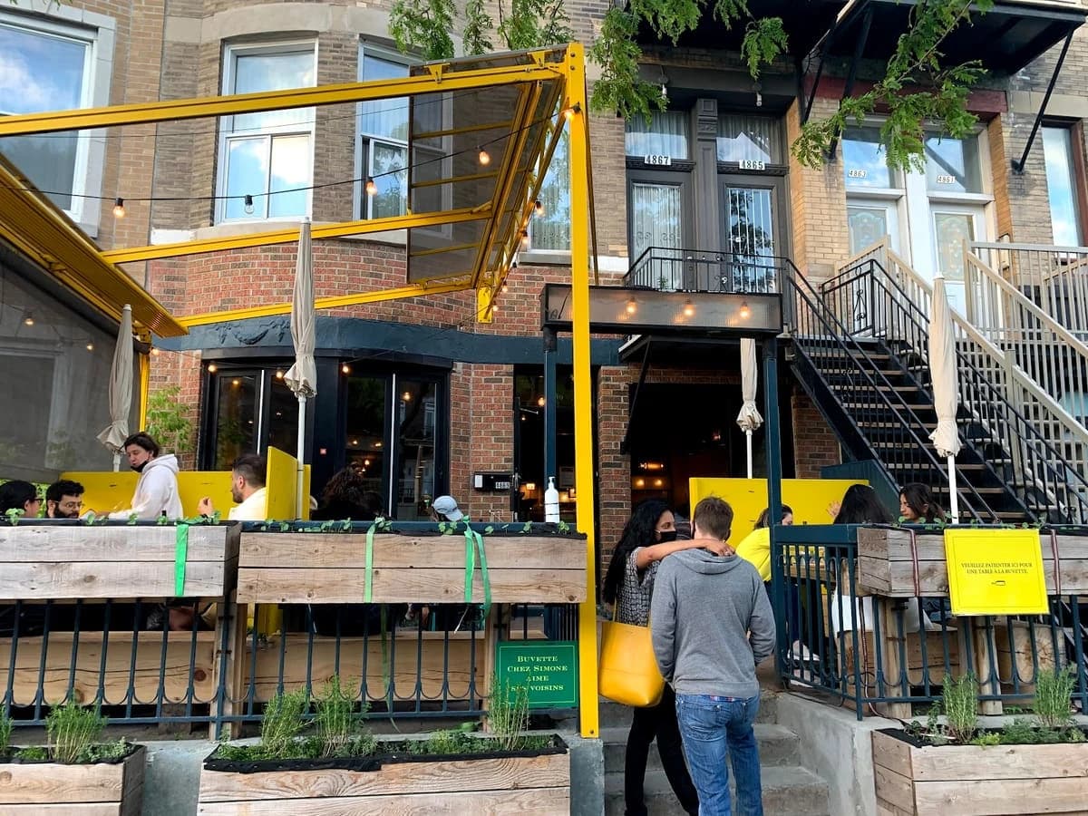 La Buvette Chez Simone – terrasse extérieure à Plateau-Mont-Royal, Montréal