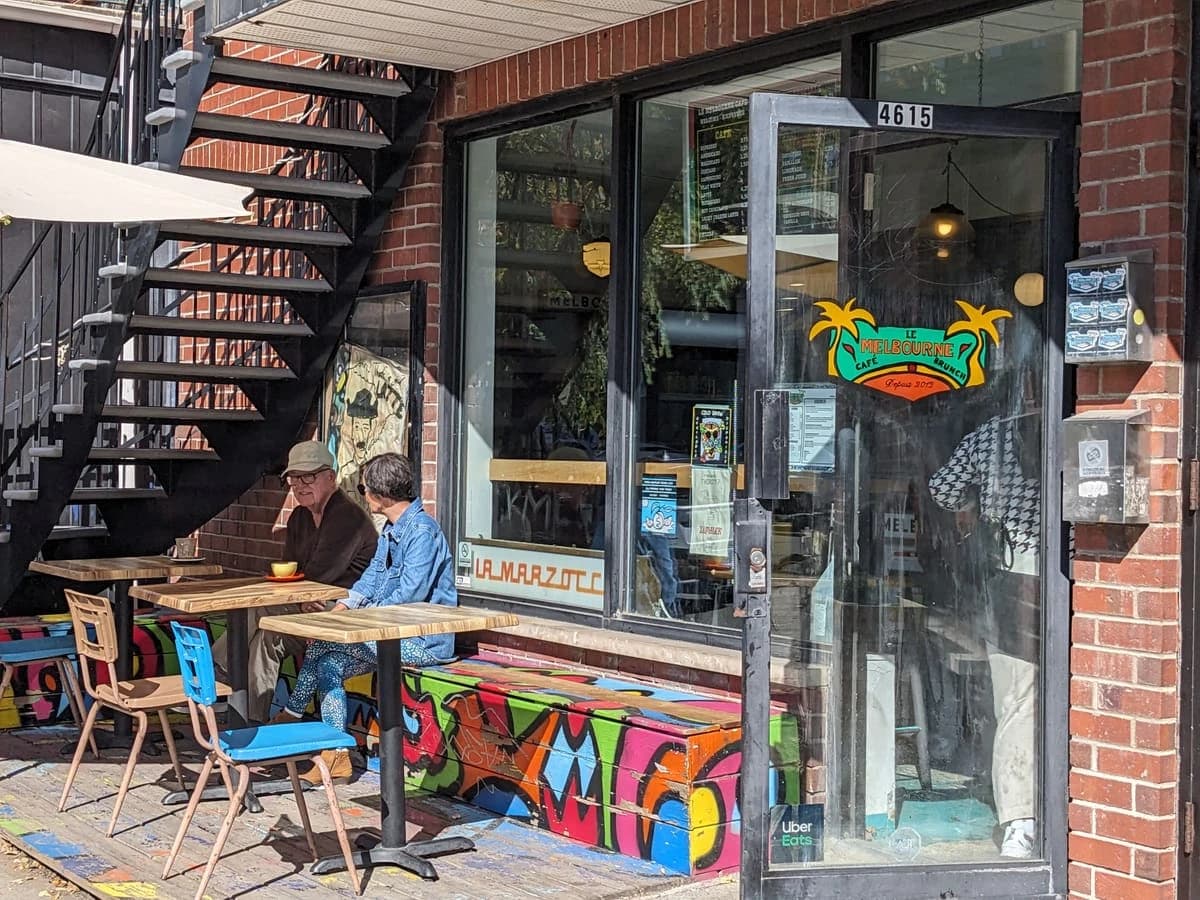 Café Melbourne – terrasse extérieure à Plateau-Mont-Royal, Montréal