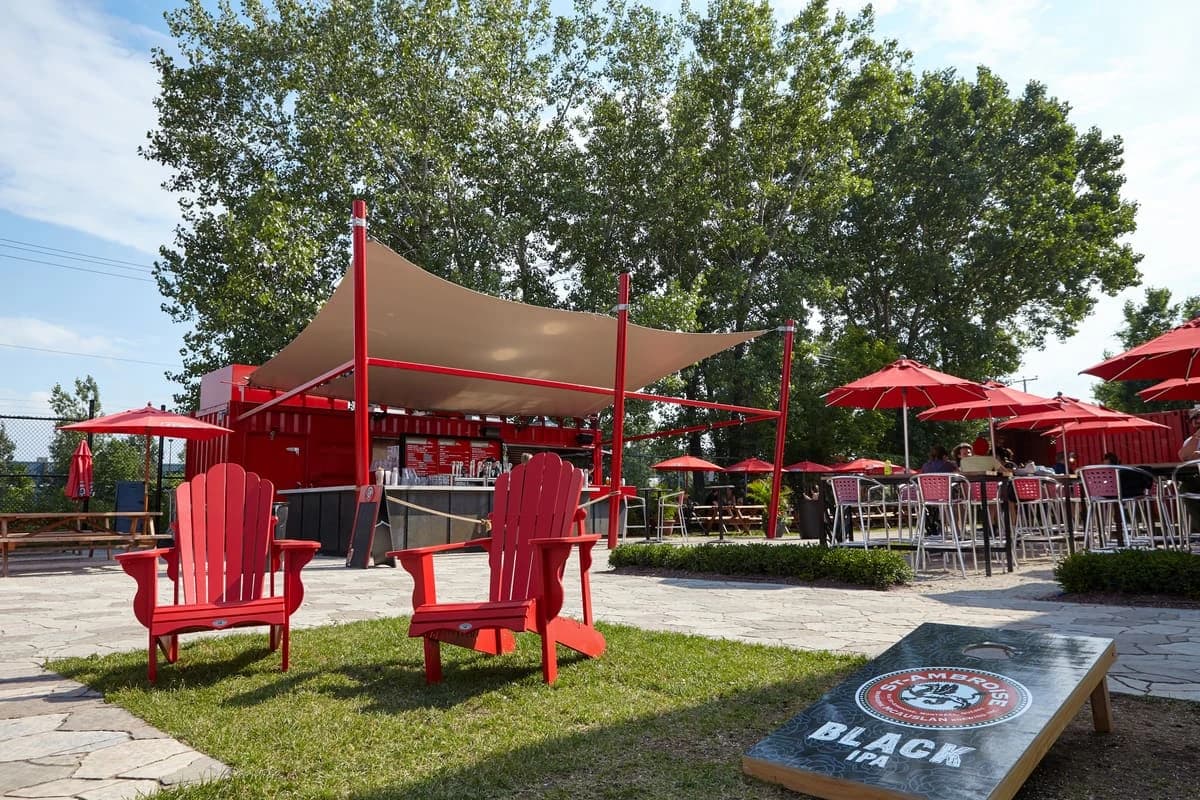 Terrasse Saint-Ambroise – terrasse extérieure à Saint-Henri, Montréal
