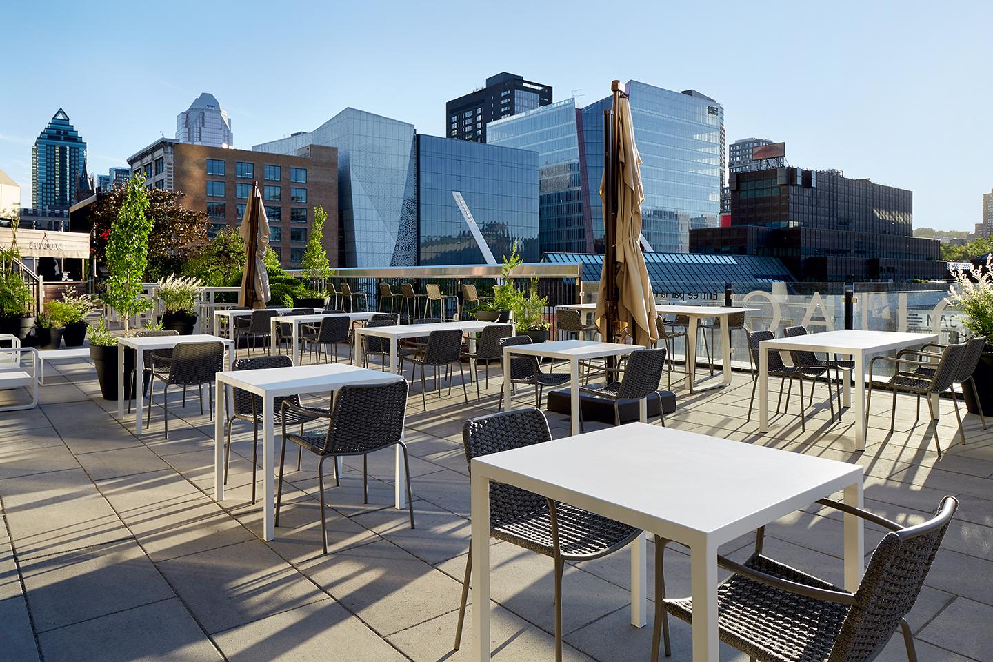 Bivouac – outdoor terrace in Downtown, Montréal