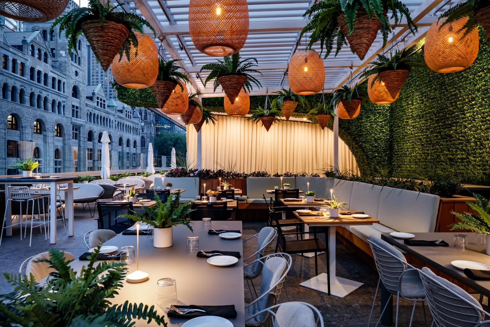 Belvu – outdoor terrace in Downtown, Montréal